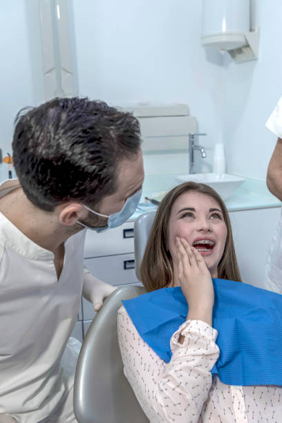 Best Weekend Emergency Dentist in Noank, CT